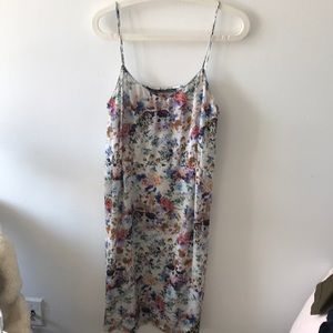 Lightweight silk-feel dress
